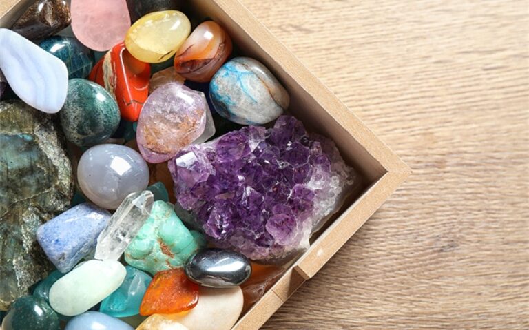 Discover the Meaning Behind Each Birthstone’s Unique Colors