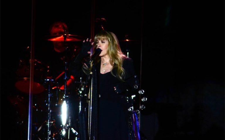 A Deep Dive Into Stevie Nicks and Landslide Song Meaning