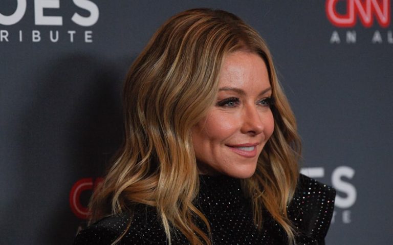 Kelly Ripa Net Worth and How She Built Her Fortune